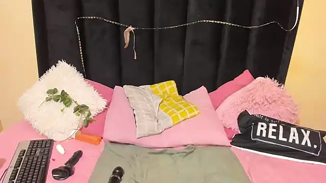 AmazingDarkDoll online show from 02-23-26, 01:47