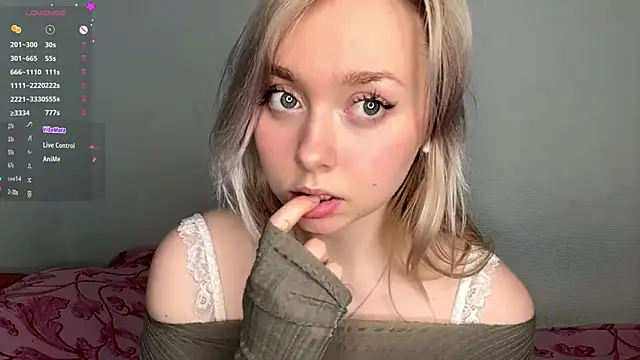 AccaCroyle online show from 04-29-26, 06:14