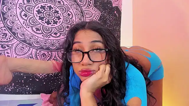 EMILYY WALKER online show from 06-03-26, 12:52