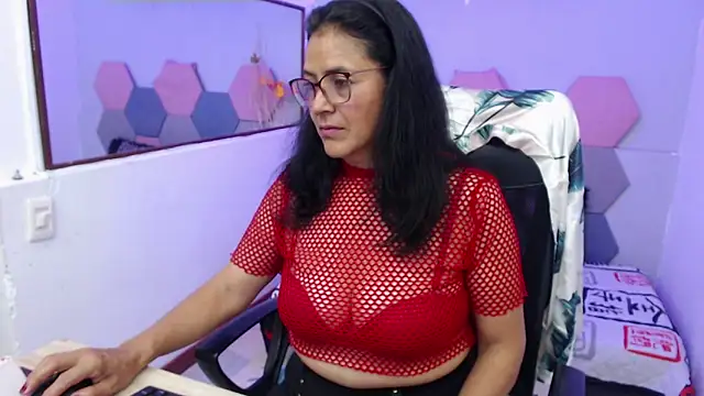 AmandaPeet online show from 10-10-25, 07:57