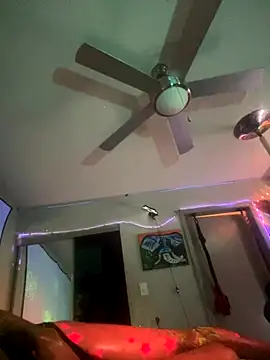 Triggerhappycj100 online show from 10-20-25, 10:49