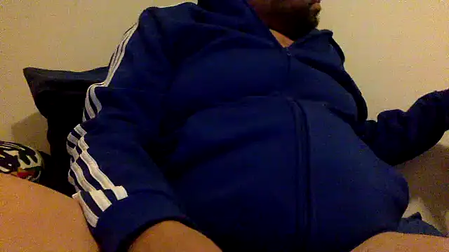 Snapshot of steve669_hot chatting on 12-21-25, 07:26 steve669 hot online show from 12-21-25, 07:26