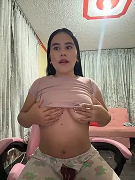 laure torres online show from 10-21-25, 06:25