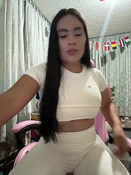 laure torres online show from 07-23-26, 01:58
