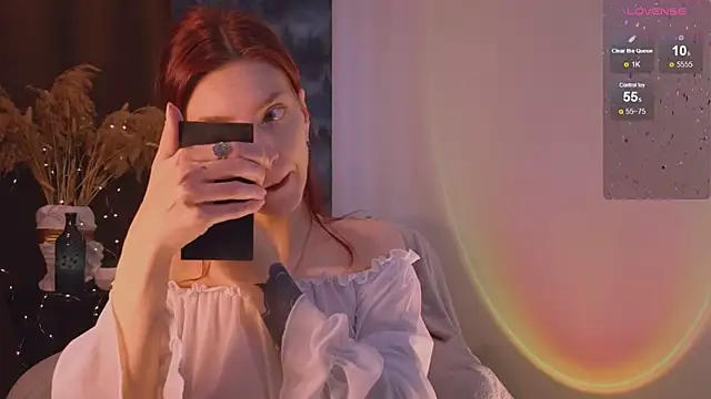 Snapshot of WendyGilber chatting on 11-13-25, 09:19 WendyGilber online show from 11-13-25, 09:19