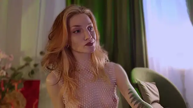 Snapshot of WendyGilber chatting on 02-24-26, 01:31 WendyGilber online show from 02-24-26, 01:31