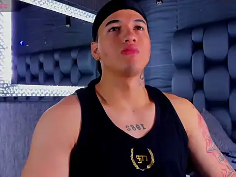 Snapshot of rocoo_santos chatting on 03-06-26, 05:53 rocoo santos online show from 03-06-26, 05:53