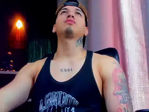 Snapshot of rocoo_santos chatting on 05-27-26, 05:32 rocoo santos online show from 05-27-26, 05:32