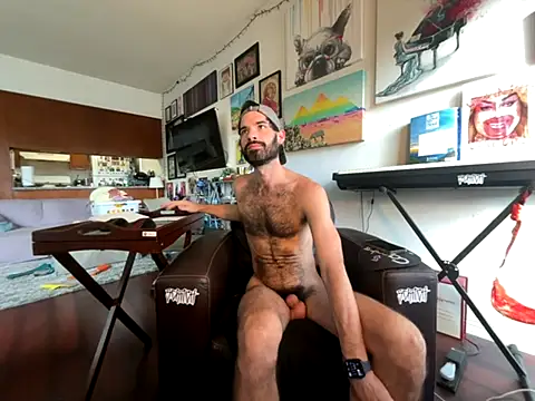 Snapshot of Pupscritch chatting on 10-13-25, 03:12 Pupscritch online show from 10-13-25, 03:12