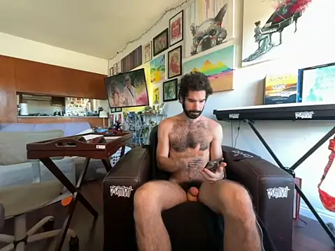 Snapshot of Pupscritch chatting on 10-16-25, 06:31 Pupscritch online show from 10-16-25, 06:31