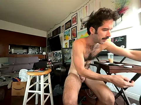 Snapshot of Pupscritch chatting on 11-03-25, 04:30 Pupscritch online show from 11-03-25, 04:30