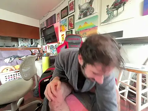 Snapshot of Pupscritch chatting on 02-23-26, 03:53 Pupscritch online show from 02-23-26, 03:53