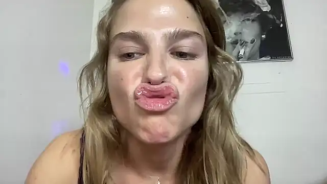 sweetceeme online show from 06-16-26, 01:19