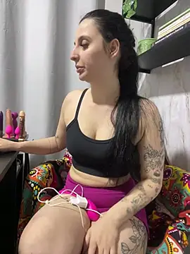 yumi-hot online show from 07-30-26, 10:09