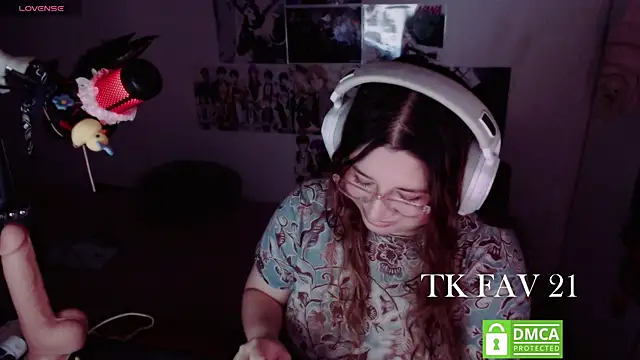 Pink girl0n online show from 06-09-26, 07:47