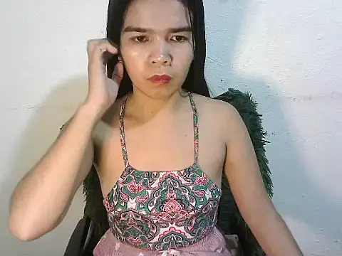 Snapshot of flawless_yue chatting on 02-27-26, 05:35 flawless yue online show from 02-27-26, 05:35