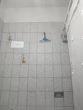 Auroraluna - online show from 12-17-25, 07:42