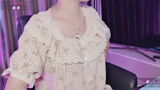 Snapshot of _Dorry_ chatting on 11-08-25, 08:47 Dorry online show from 11-08-25, 08:47