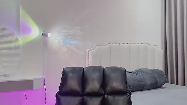 Snapshot of _Dorry_ chatting on 11-26-25, 04:41 Dorry online show from 11-26-25, 04:41