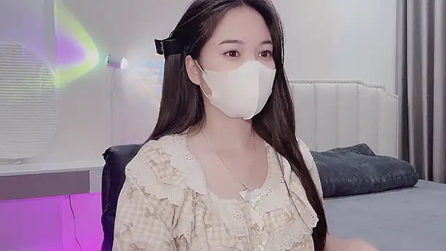 Snapshot of _Dorry_ chatting on 11-28-25, 02:20 Dorry online show from 11-28-25, 02:20