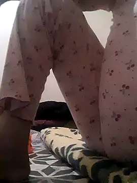 Snapshot of Dalo3a99sixi chatting on 10-06-25, 10:07 Dalo3a99sixi online show from 10-06-25, 10:07