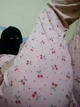 Snapshot of Dalo3a99sixi chatting on 11-12-25, 11:14 Dalo3a99sixi online show from 11-12-25, 11:14