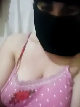 Snapshot of Dalo3a99sixi chatting on 11-21-25, 04:49 Dalo3a99sixi online show from 11-21-25, 04:49