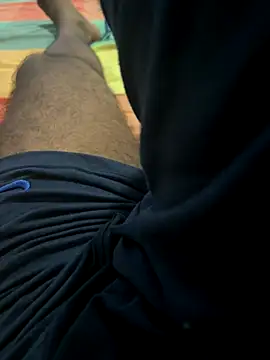 Snapshot of bigDick_000610 chatting on 09-24-25, 07:06 bigDick 000610 online show from 09-24-25, 07:06