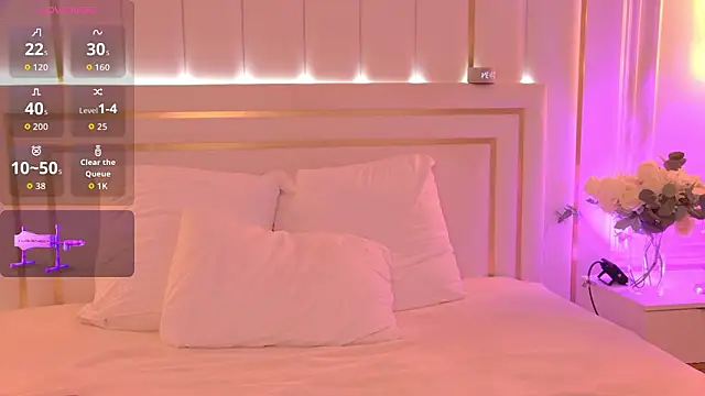 Snapshot of ArianaMell chatting on 03-13-26, 03:35 ArianaMell online show from 03-13-26, 03:35