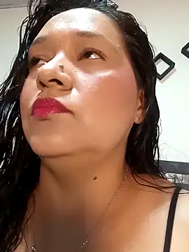 Laurasofia01 online show from 10-03-25, 03:31