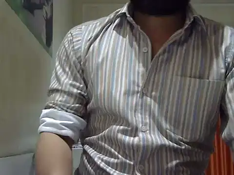 Snapshot of autophile-indian chatting on 12-16-25, 05:18 autophile-indian online show from 12-16-25, 05:18