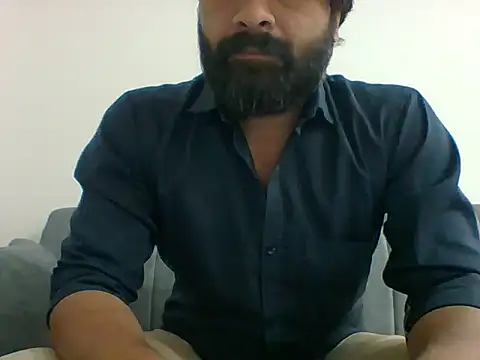 Snapshot of autophile-indian chatting on 01-06-26, 05:22 autophile-indian online show from 01-06-26, 05:22