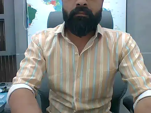 Snapshot of autophile-indian chatting on 04-01-26, 01:52 autophile-indian online show from 04-01-26, 01:52