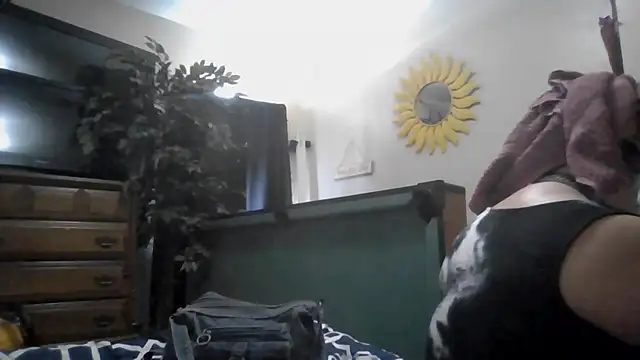 TWiSTYTheTwizted online show from 05-20-26, 06:25