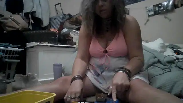 TWiSTYTheTwizted online show from 06-17-26, 08:54