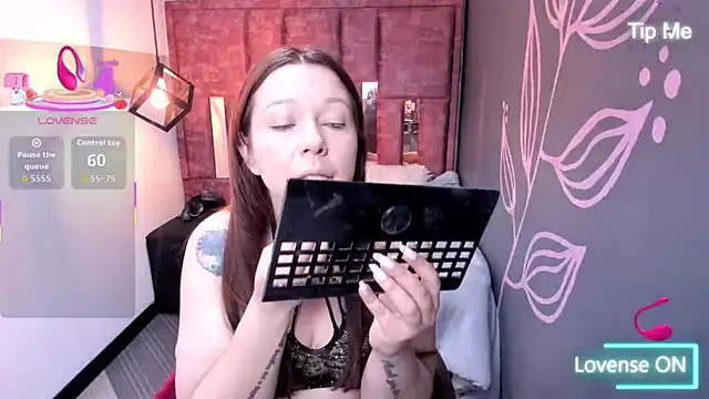 Isa Thompson   online show from 09-25-25, 11:47