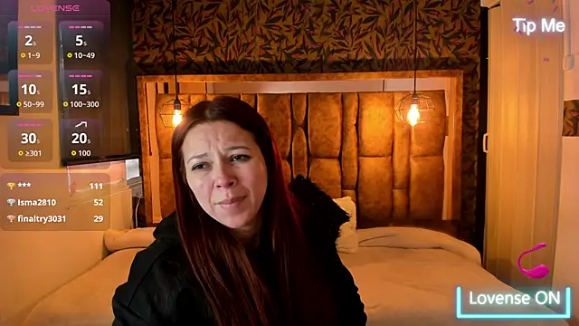 Isa Thompson   online show from 10-28-25, 11:47