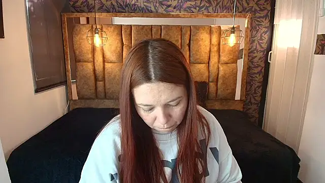 Isa Thompson   online show from 03-07-26, 12:13