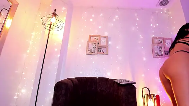 Snapshot of mystic_carito chatting on 01-13-26, 08:03 mystic carito online show from 01-13-26, 08:03