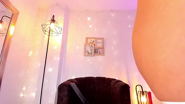 Snapshot of mystic_carito chatting on 01-14-26, 08:14 mystic carito online show from 01-14-26, 08:14