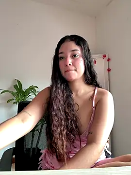 Snapshot of lana_rousse01 chatting on 09-19-25, 09:15 lana rousse01 online show from 09-19-25, 09:15
