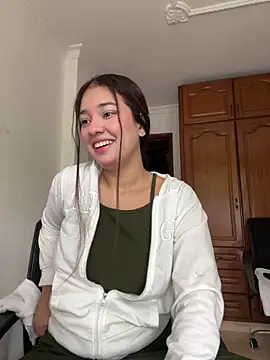 Snapshot of lana_rousse01 chatting on 10-10-25, 03:11 lana rousse01 online show from 10-10-25, 03:11
