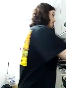 Snapshot of abrilour chatting on 10-02-25, 11:45 abrilour online show from 10-02-25, 11:45