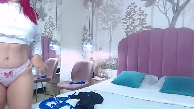 CorineRay online show from 11-20-25, 02:06