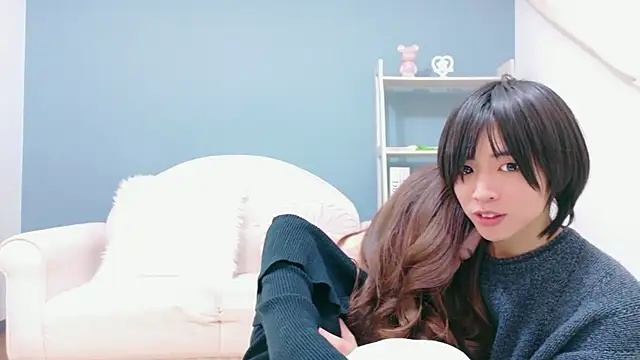 Snapshot of Reto-sama chatting on 12-16-25, 01:27 Reto-sama online show from 12-16-25, 01:27