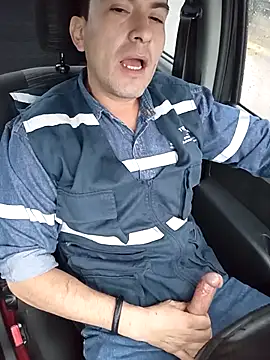 Snapshot of Blackaxes chatting on 09-29-25, 10:25 Blackaxes online show from 09-29-25, 10:25