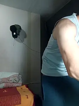 Snapshot of Blackaxes chatting on 12-16-25, 04:50 Blackaxes online show from 12-16-25, 04:50