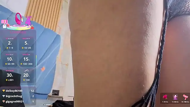 angel  red  online show from 10-28-25, 03:10