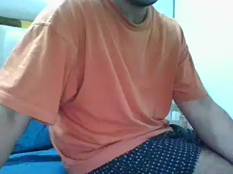 Snapshot of 7_INCH_MONSTER chatting on 09-29-25, 09:03 7 INCH MONSTER online show from 09-29-25, 09:03