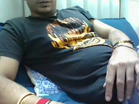 Snapshot of 7_INCH_MONSTER chatting on 11-05-25, 10:15 7 INCH MONSTER online show from 11-05-25, 10:15